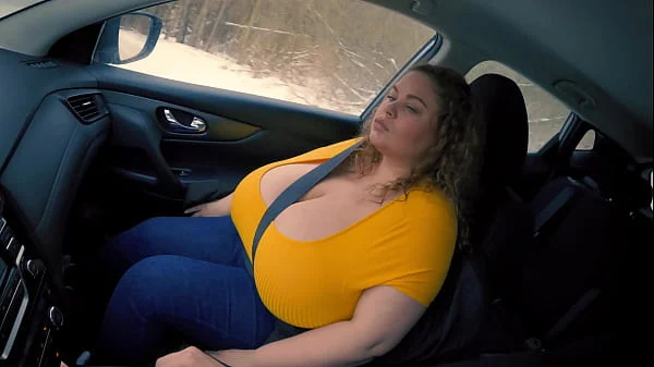 Taxi driver playing with monster boobs of Anna Katz