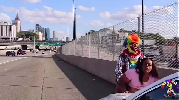 Gibby The Clown Fucks Juicy Tee On Atlanta’s Most Popular Highway