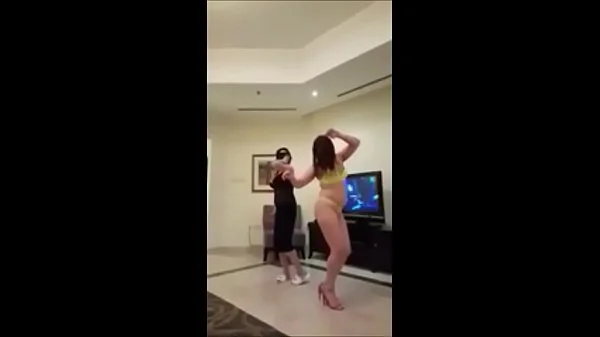 nude arab dance