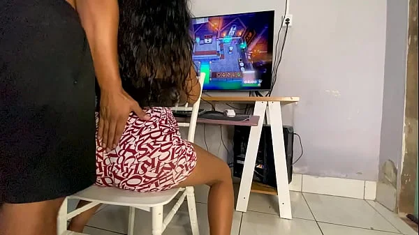 My neighbor's cheating girlfriend asked to learn how to play video games and look what happened