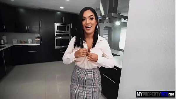 Alina Belle Single Real Estate Agent Gets Bonked