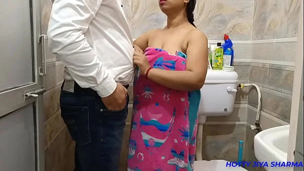 Ever best XXX fuck with hotel service boy in  the bathroom | Hotty Jiya Sharma