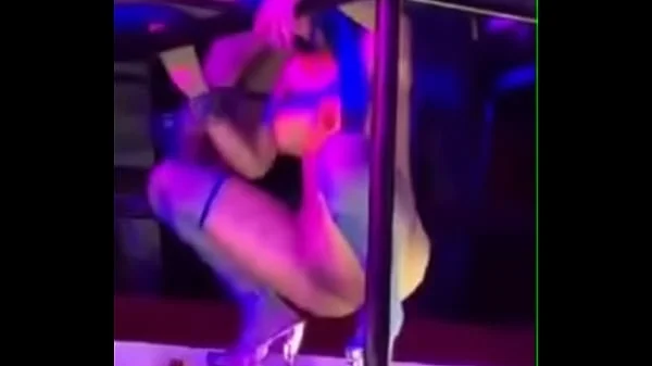 CARDI B SHOVES BOTTLE IN AND OUT OF PUSSY HOLE  IN STRIP CLUB 2024