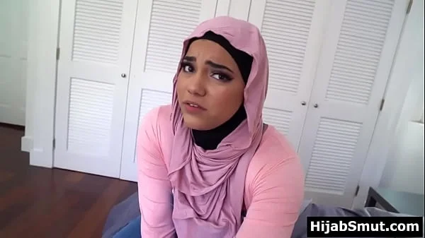 Thick muslim teen looses virginity to her stepuncle