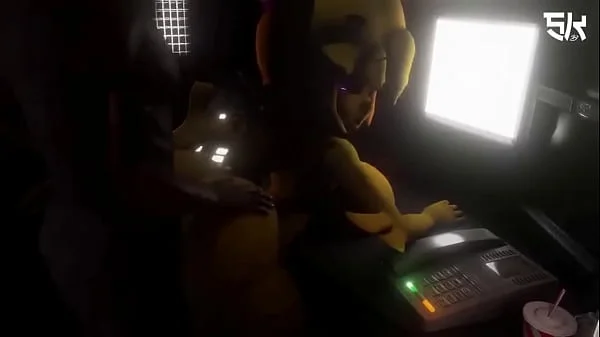 Fucking chica hard while Ignoring phone